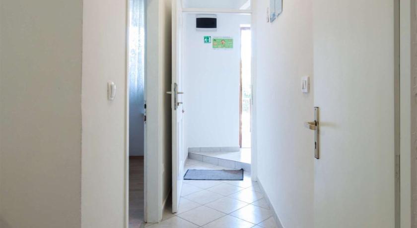 Apartments Dara photo