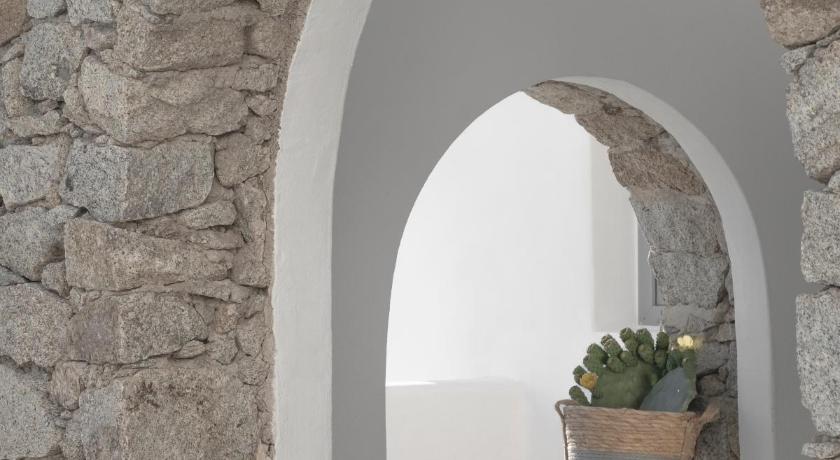 Mykonos Essence Hotel