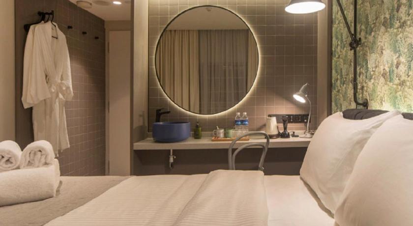 Image of Deluxe Room 10