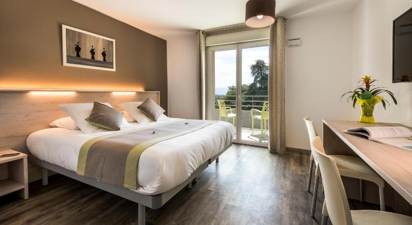 Hotel du Grand Parc photo