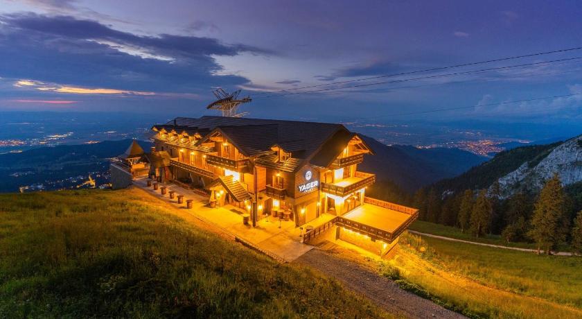 Yager Chalet — Hotel in Poiana Brasov