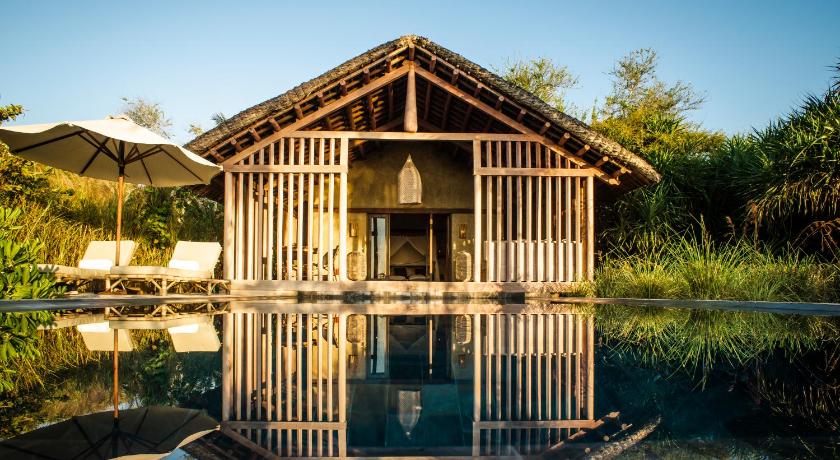 Image of 1-Bedroom Beachfront Pool Villa 5