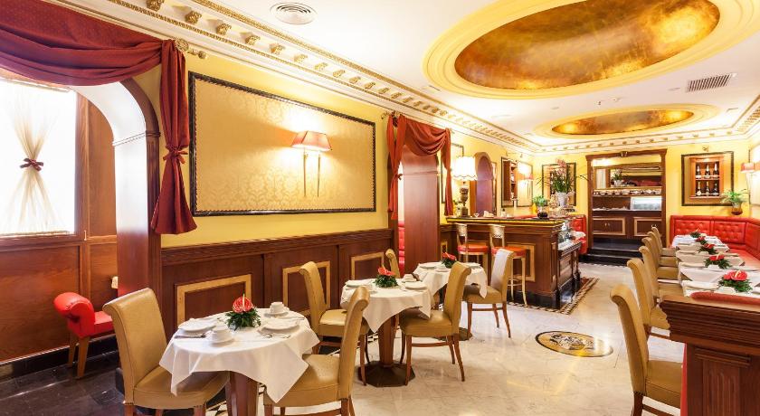 ローマ Hotel Manfredi Suite in Rome 3つ星 ホテル ロビー