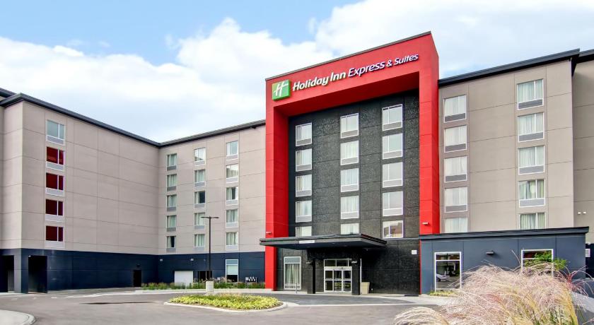 Holiday Inn Express & Suites Oshawa Downtown