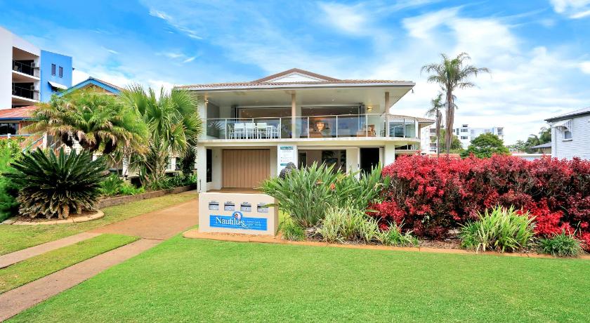 Nautilus Beachside Apartments — Hotel in Bundaberg