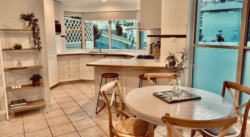 Terrigal Sails Serviced Apartments