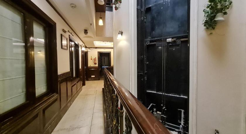 Hotel Diplomat Residency photo