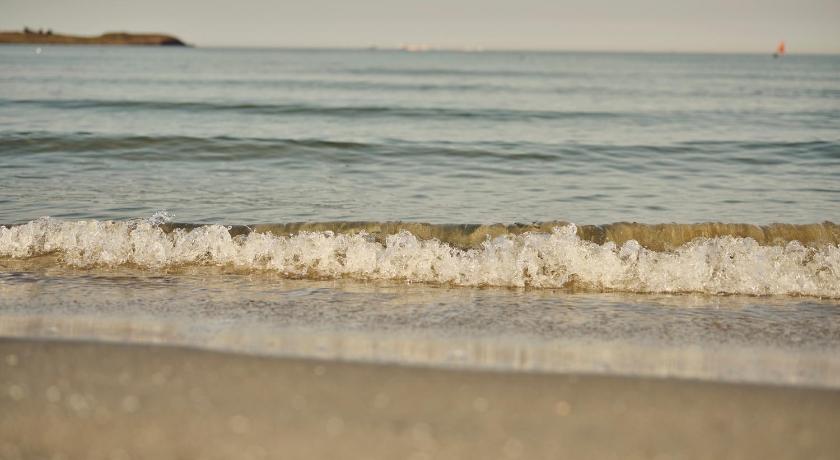 Sola Strand Hotel photo