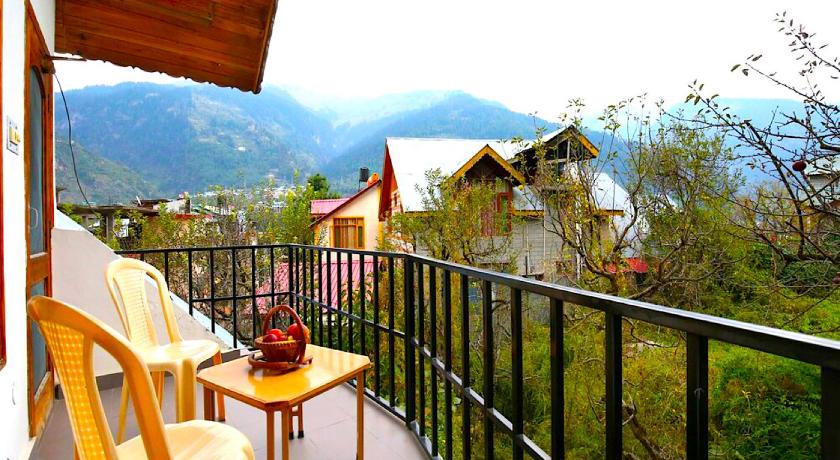 3 Bhk Shashwat Cottage with Inside Fire Place Manali photo