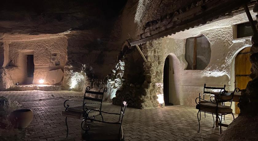 The Village Cave Hotel