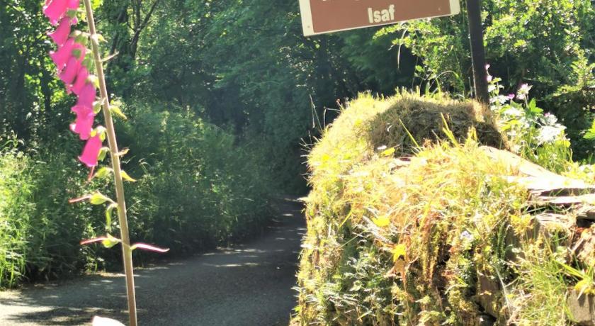 Tegrin Wellstone Cottages - Honeysuckle 4-Star Single Room exterior