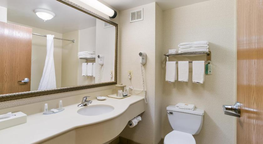 Quality Inn and Suites Bel Air I-95 Exit 77A