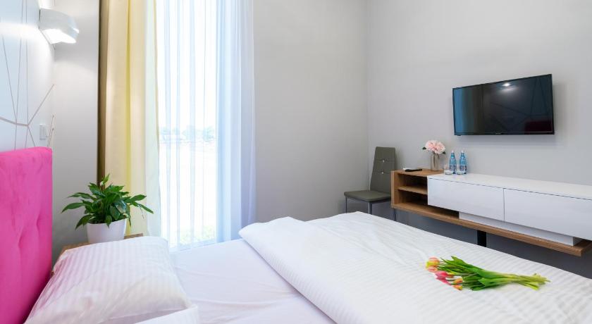 Aquila Hotel photo