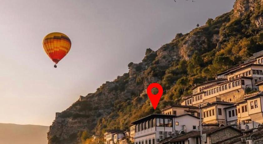 White House Berat — Hotel in Berat