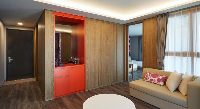 Image of Junior Suite 9