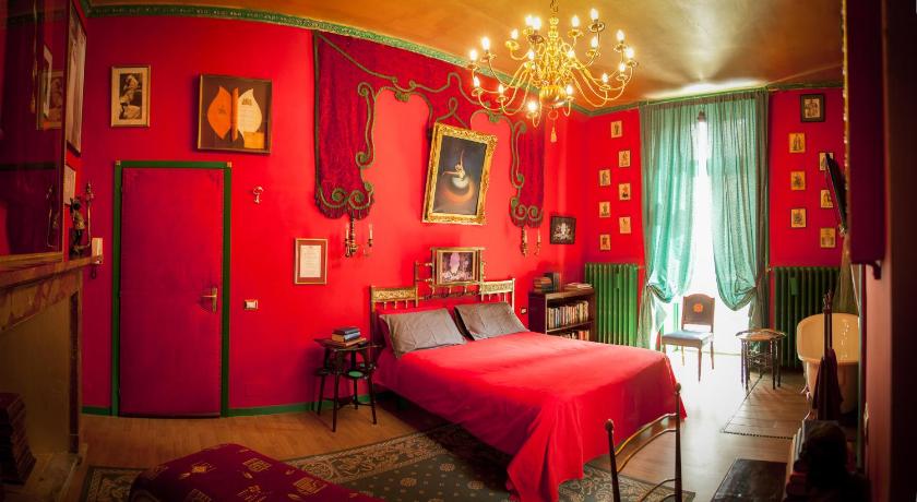 Image of Deluxe Double Room with Balcony 1