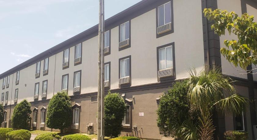 Motel 6 Mobile, AL - Airport Blvd photo