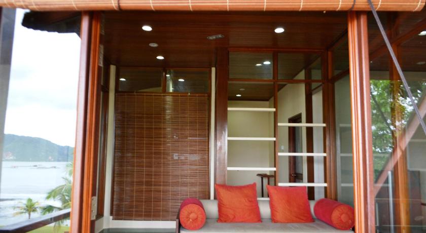 Image of Crystal Suite 11