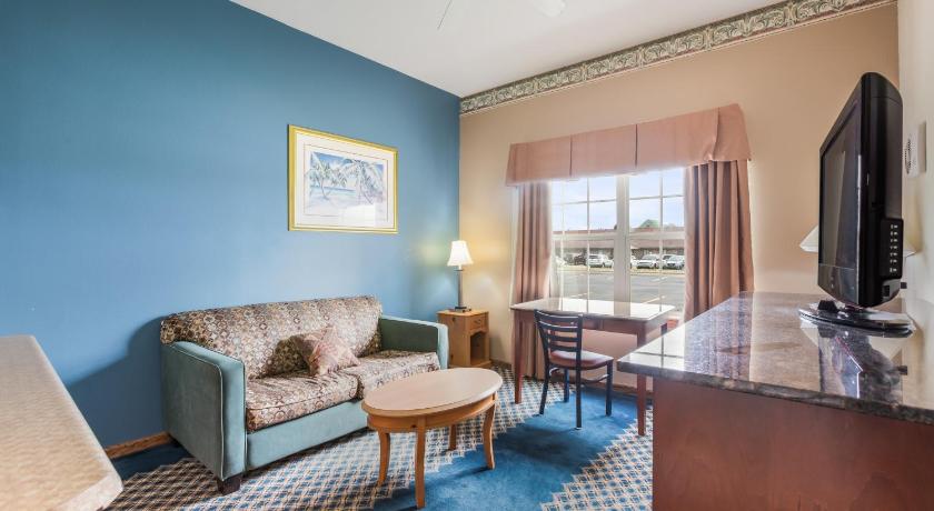 Americas Best Value Inn & Suites Three Rivers