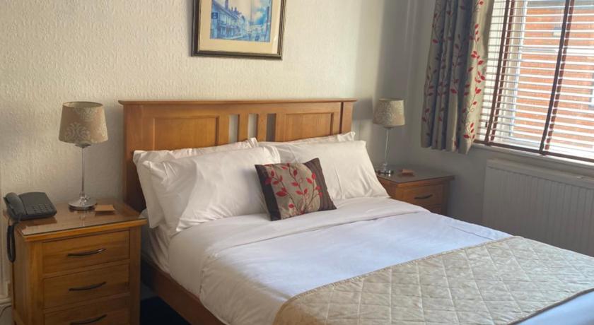 The Tudor Hotel photo