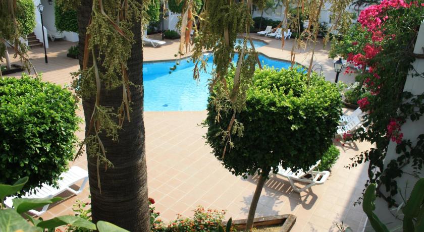 Apartamentos Torrelaguna photo