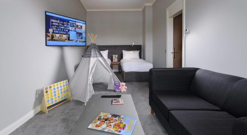 Divvietīgs numurs (1 gulta) ģimenei (Family Double Room) attēls 1