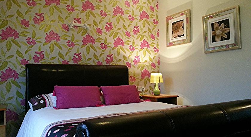 Crockatinney guest house photo