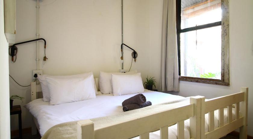 Image of Deluxe King Suite 0