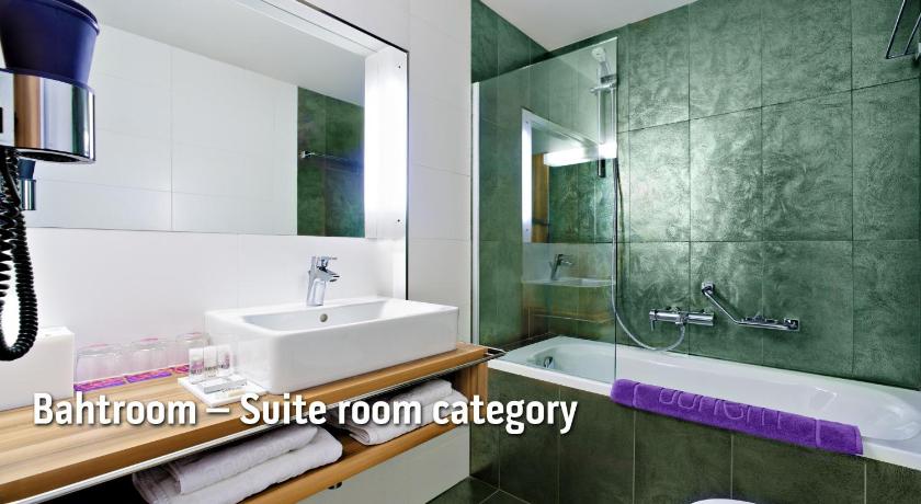 Image of Suite 2