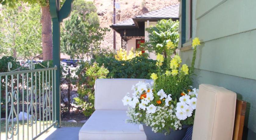 Kern Riverview Inn photo