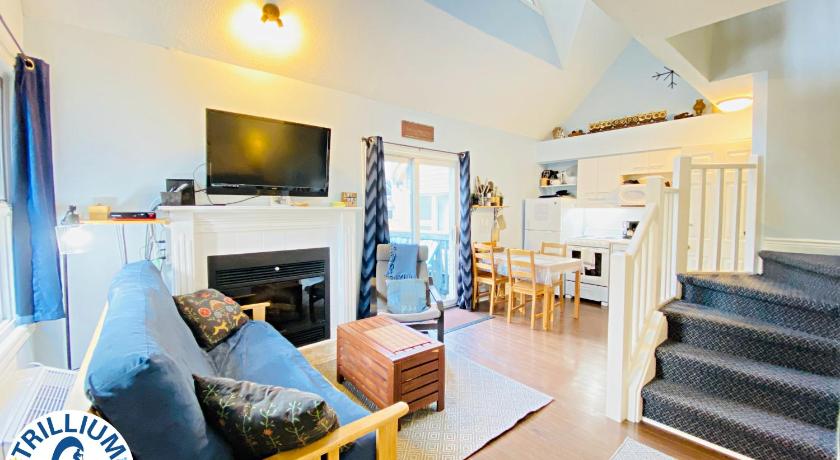 Cozy Studio Loft with 2 Baths Next to Slopes — Hotel in The Blue Mountains (ON)