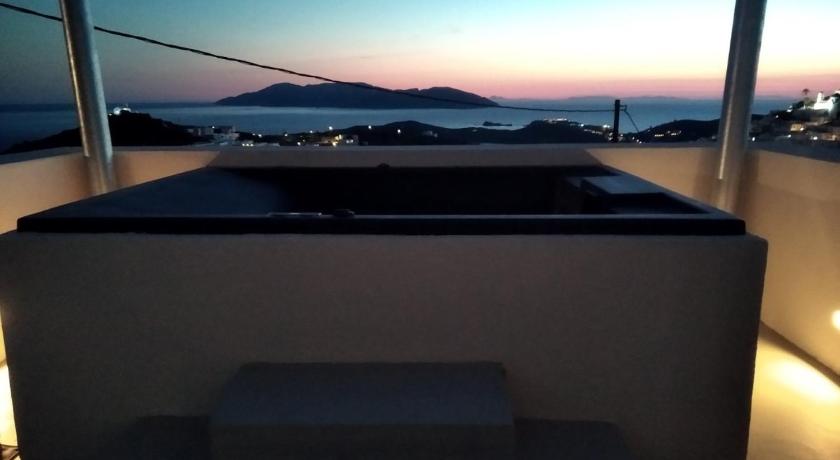 Wabi Luxury Suites & Maisonettes Ios photo