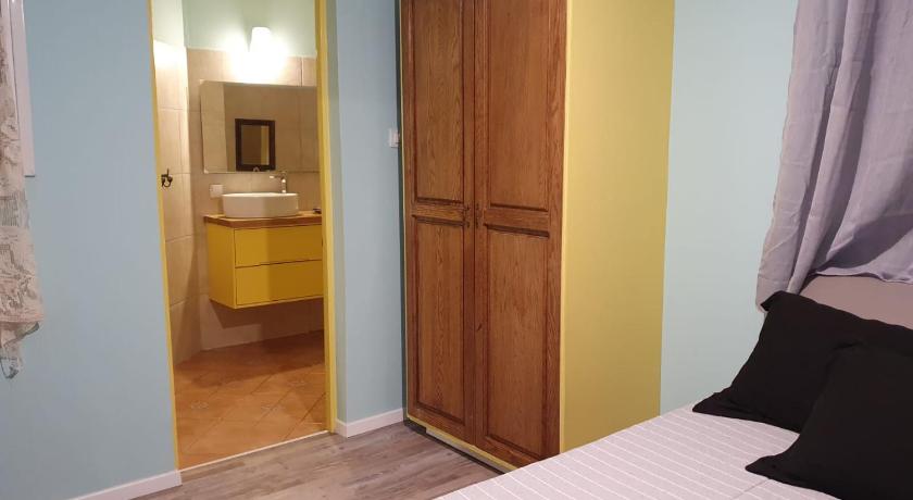Image of Suite 0