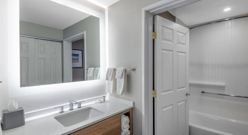 Staybridge Suites Phoenix-Glendale