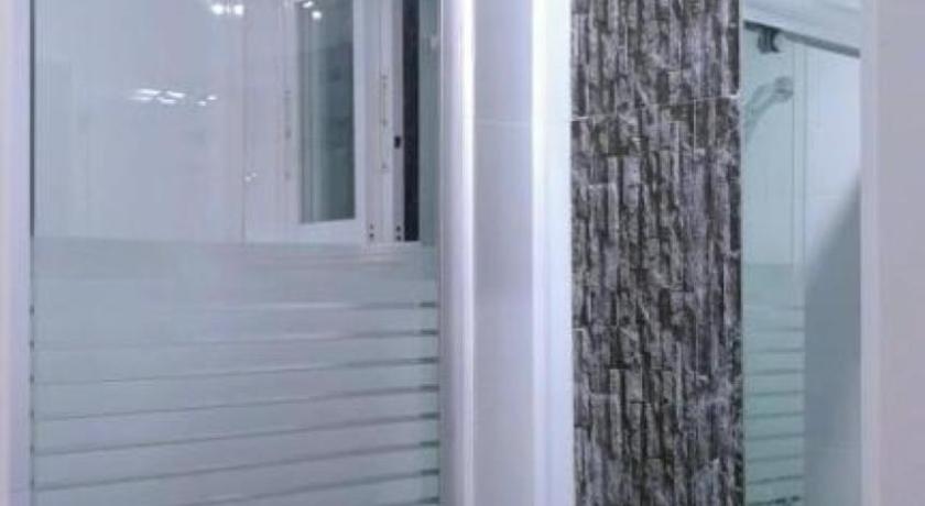 Image of Budget Single Room 2
