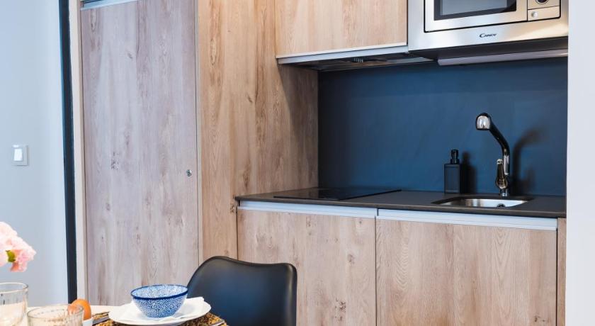 Sevilla TreeTriana 4-Star Guesthouse exterior