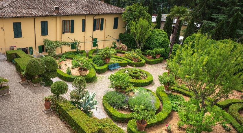 Villa Scacciapensieri Boutique Hotel