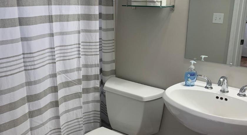 Hyde Park Hideaway - Close to Square & Downtown! photo