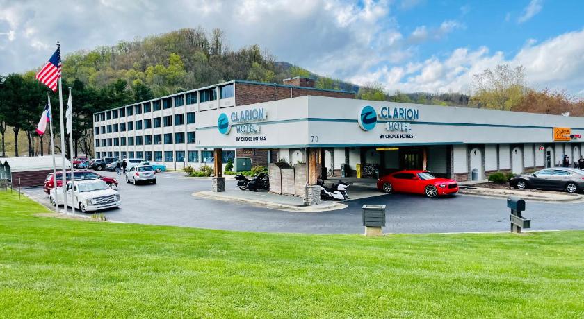 Clarion Hotel Conference Center