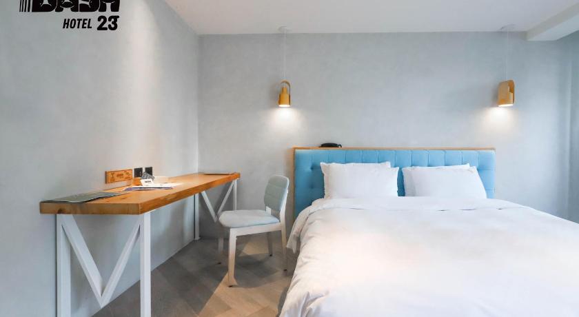Image of Deluxe Double Room with Balcony 16