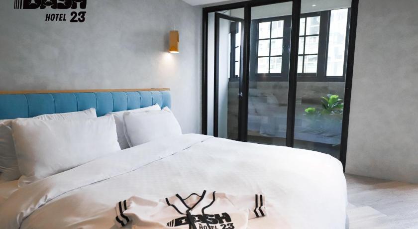 Image of Deluxe Double Room with Balcony 15