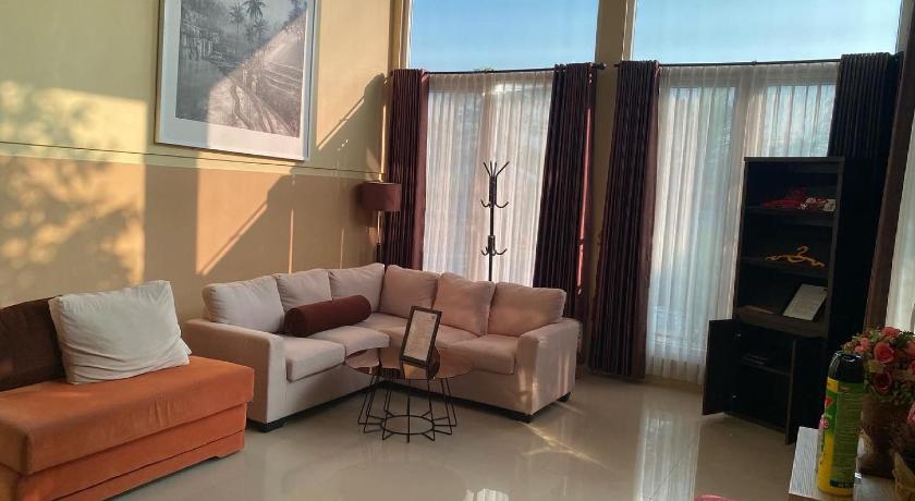 Tampilan Embay House & Private Pool