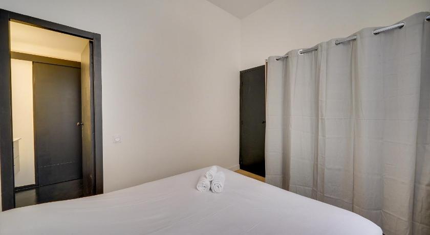 Image of One-Bedroom Apartment 13