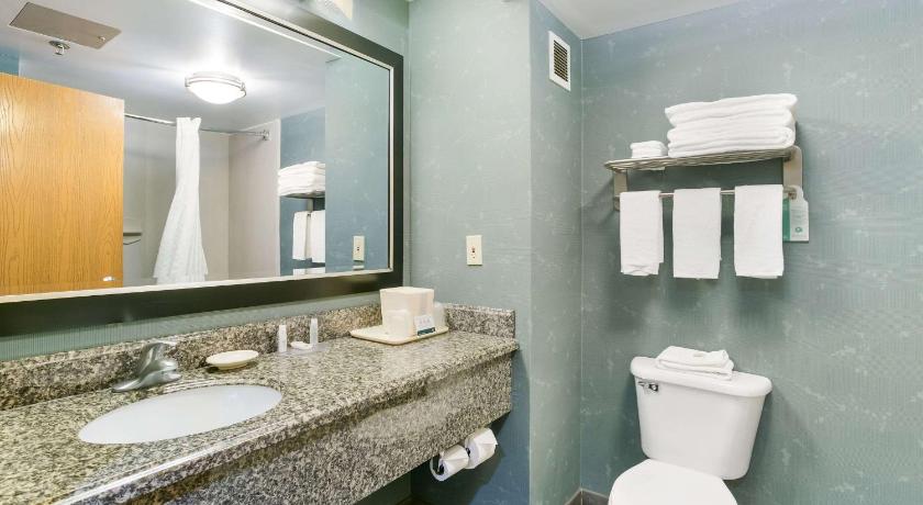 Quality Inn and Suites Bel Air I-95 Exit 77A