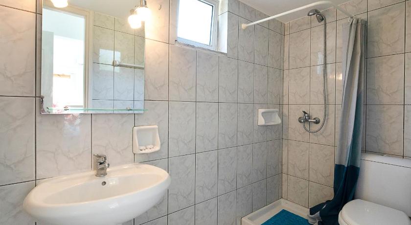 Irini Apartments and Studios photo