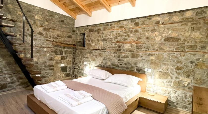 Amalia Hotel — Hotel in Berat
