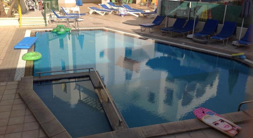 Sea N Lake View Hotel Apartments photo
