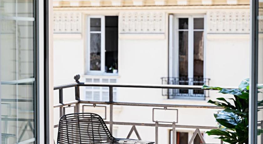 Image of 1 Double Bed, Nonsmoking, Classic Room, Balcony 1