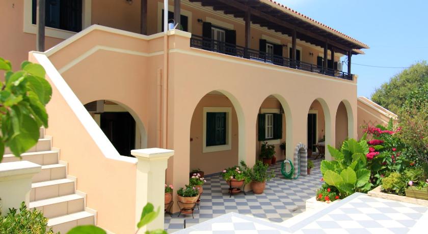 Heliovasilema (Sunset) Apartments and Studios — Hotel in Kefalonia