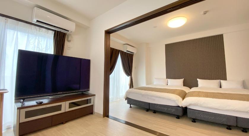 오키나와 본섬 컴포트 플러스 (Comfort Plus) 4성급 게스트하우스 수영장